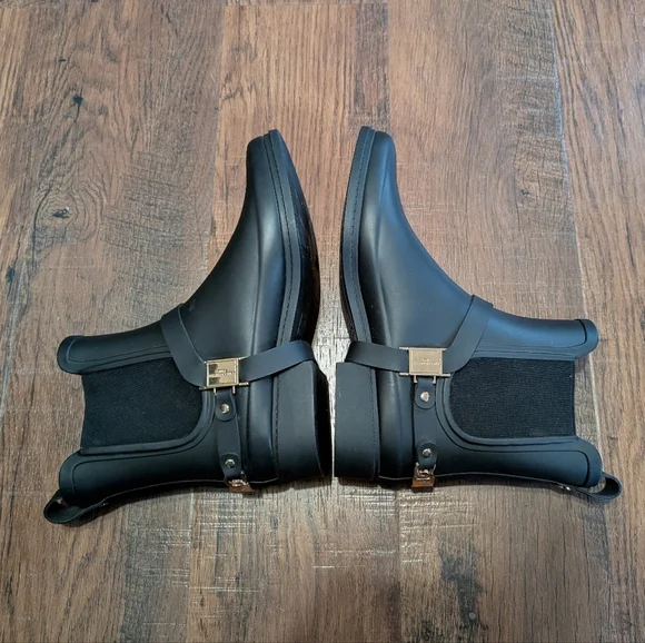 Like New Karl Lagerfeld Paris Lavali Rubber Chelsea Rain Boots Size 8M - Picture 5 of 7